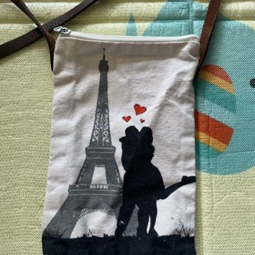 Pariz malena bijela torba