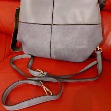 Plavo siva ženska torbica