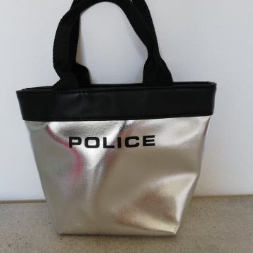 Police  srebrna torbica /  TOTALNA ČISTKA