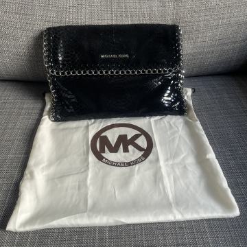 Prodajem Michael Kors torbicu