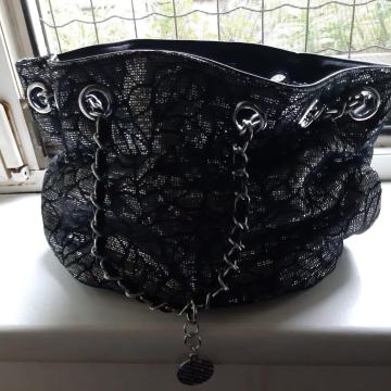 prodajem novu žensku torbicu