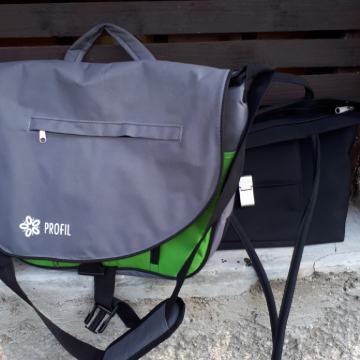 PRODAJEM ZENSKU TORBU