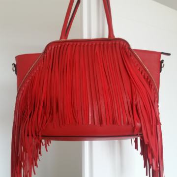 RED BAG! PRILIKA! DRAGI LJUDI! BEDIFFERENT