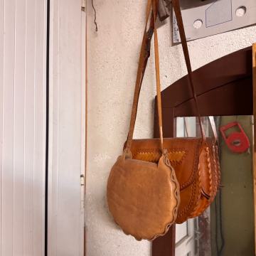 Retro vintage kožna torba starinska ručni rad prilika