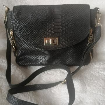 Roberta M talijanska kožna vintage torba