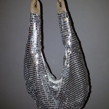 Srebrne,metalna  torbica