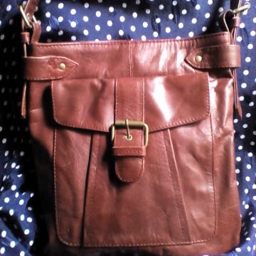 TORBA-TORBICA BORDO-koža-V.27cm-Š-23cm-Nova