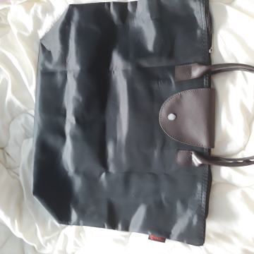 torba like longchamp crna