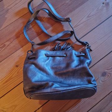 Torba za nošenje preko ramena