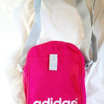 Torbica adidas na rame ženska