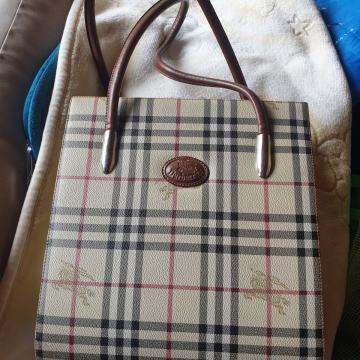 Torbica Burbery