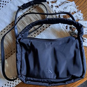 Torbica Calvin Klein