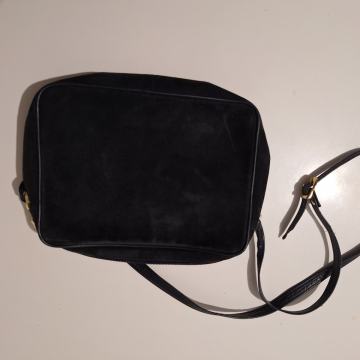 Torbica, crna, umjetna koza i plis