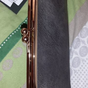 NOVA torbica sa etiketom