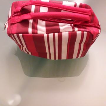 Torbica za kozmetiku