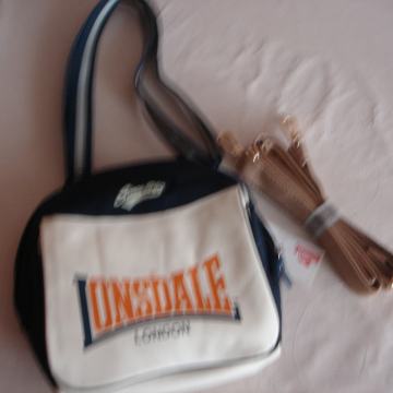 PRILIKA,nova torbica za rame,duž.27,šir.22,vidi slike!