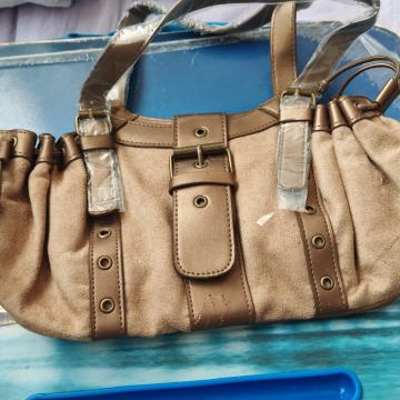 Torbica od svjetlog barsuna