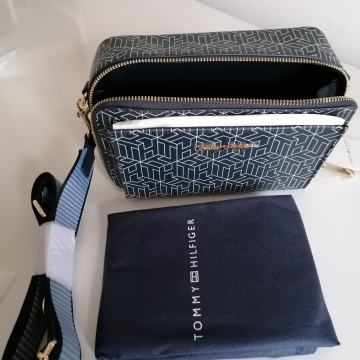 Torbica Tommy hilfiger nova