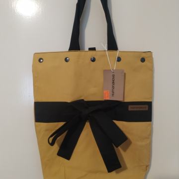 Torbica od umjetne kože