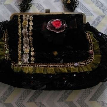 Torbica, unikat, rucni rad, stara preko 100 godina.