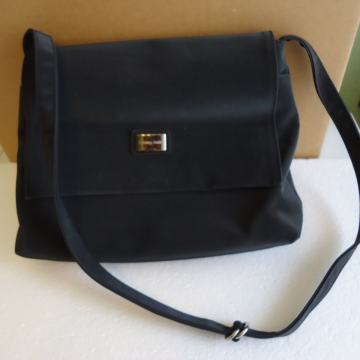 Torbica ženska FANTASY ITALIA, 28x21x7 cm.