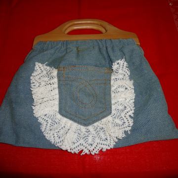 Torbica ženska sa vezom, 31 x 22 cm