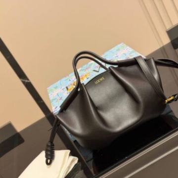 Torebka damska elegancka skóra  Loewe