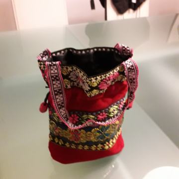 Torba, Unikatna ručno rađena