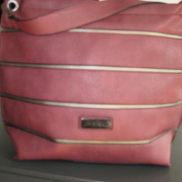 Nova veća torbica 36 š x 30 v cm (podnica 31 x 13 cm), bordo boje,