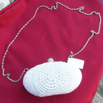 Večernja torbica za svečane evente