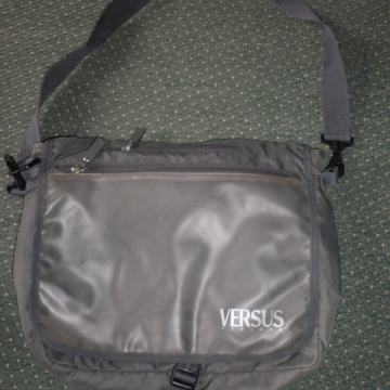 VERSACE - LAGANA ŽENSKA TORBICA 34 x 28cm