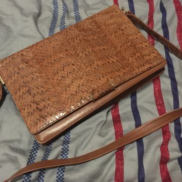 Vintage torba od zmijske kože