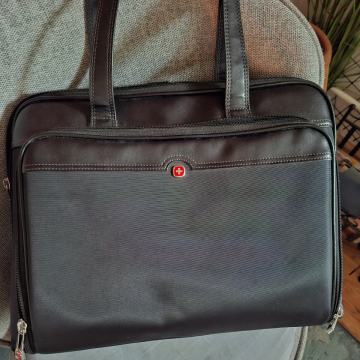 Wenger zenska poslovna torba