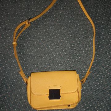 ZARA BASIC - LAGANA ŽENSKA TORBICA 16 x 12cm