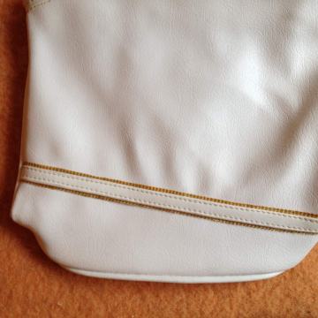 Ženska bijela torbica