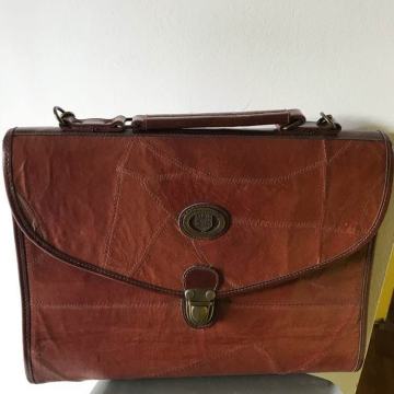 Ženska kožna torba