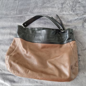 Ženska kožna torba !