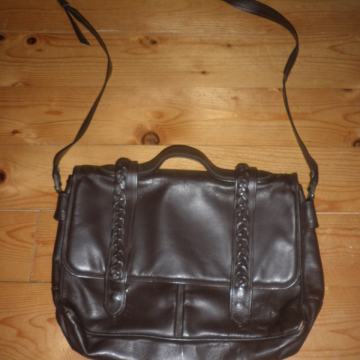 ŽENSKA KOŽNA TORBICA 34 x 22cm