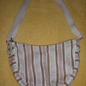 ŽENSKA LAGANA KOŽNA TORBICA 34 x 22cm