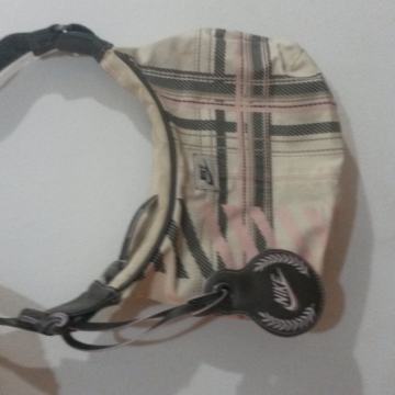 ŽENSKA NIKE TORBICA