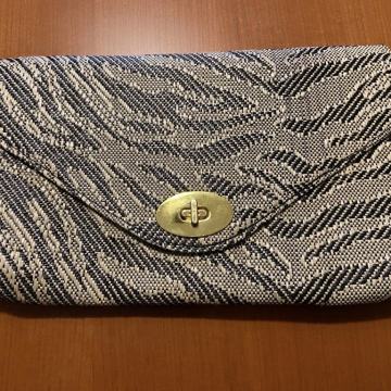 Zenska pismo torbica H&M