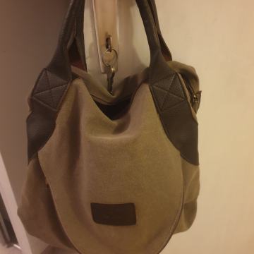 Nova ženska  torba