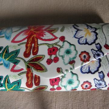 Ženska šarena torbica