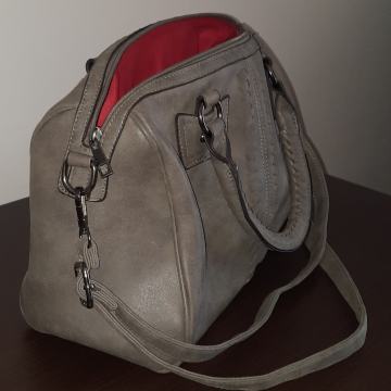 Ženska siva torbica