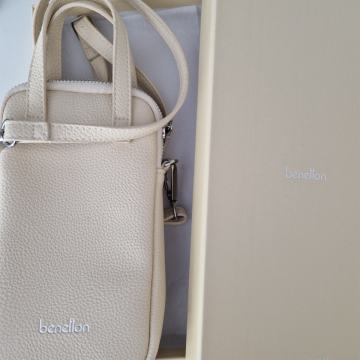 ŽENSKA TORBA - BENETTON - NOVA