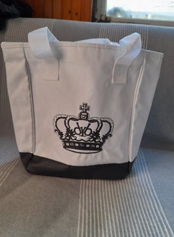 ženska torba bijela dvb,dubrovnik -biskupija dubrovacka