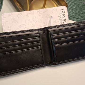 MUŠKI CRNI  NOVČANIK - NOVO