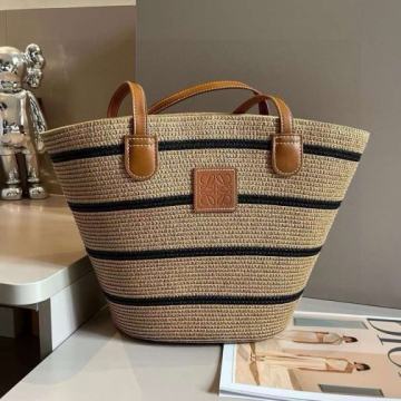 ženska torba  Loewe