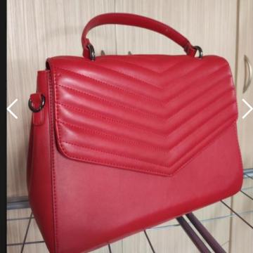 Crvena ženska torba