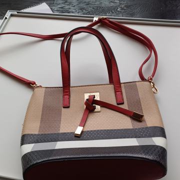 Ženska torba Tom&Eva novo!